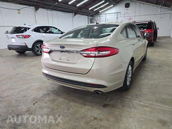 2018 Ford Fusion S – miniatura 3