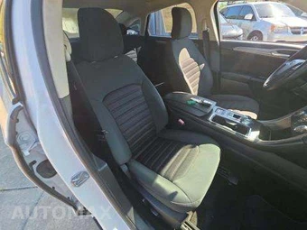 2018 Ford Fusion SE – miniatura 19