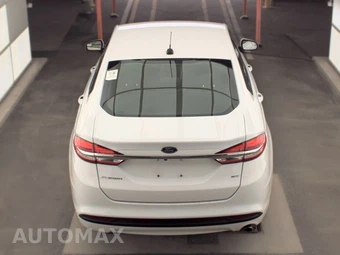 2018 Ford Fusion SE – miniatura 5