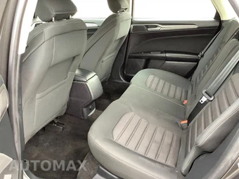 2018 Ford Fusion SE - miniatura 25