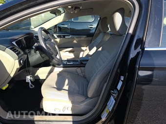 2018 Ford Fusion SE – miniatura 7