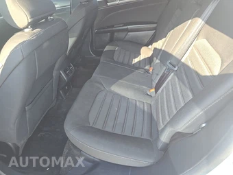 2018 Ford Fusion SE - miniatura 13