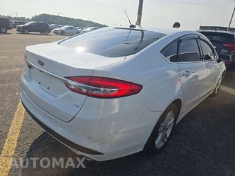 2018 Ford Fusion SE - miniatura 4