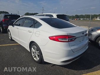 2018 Ford Fusion SE - miniatura 6