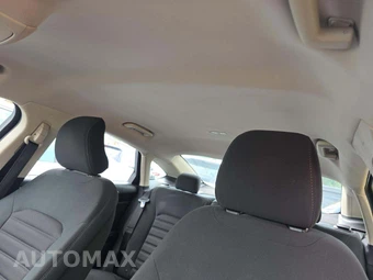 2018 Ford Fusion SE – miniatura 11