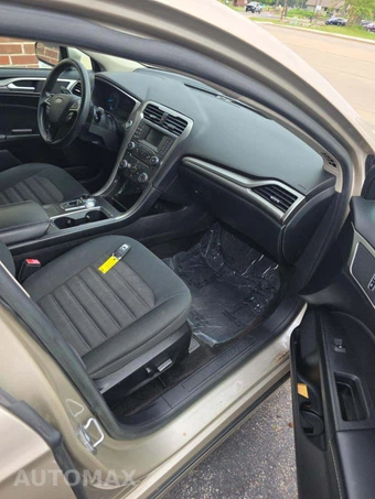 2018 Ford Fusion SE – miniatura 18