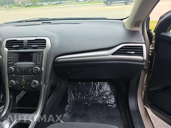 2018 Ford Fusion SE – miniatura 19