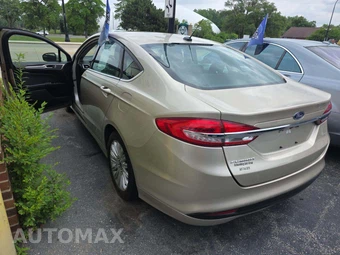2018 Ford Fusion SE – miniatura 2