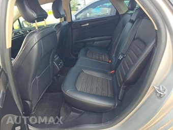 2018 Ford Fusion SE - miniatura 13
