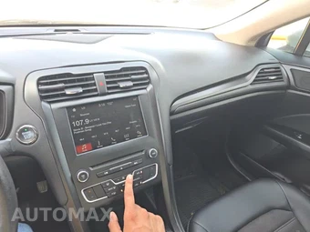 2018 Ford Fusion SE - miniatura 28