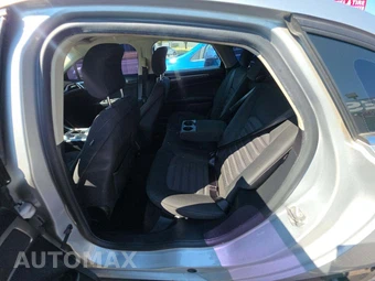 2018 Ford Fusion SE - miniatura 13