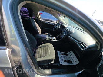 2018 Ford Fusion SE - miniatura 18