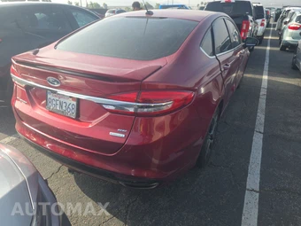 2018 Ford Fusion SE – miniatura 4