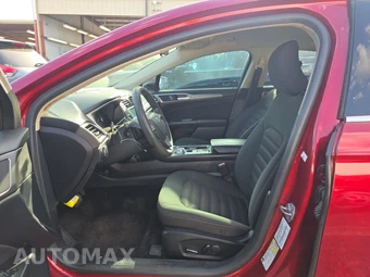 2018 Ford Fusion SE – miniatura 7