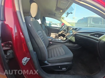 2018 Ford Fusion SE – miniatura 8