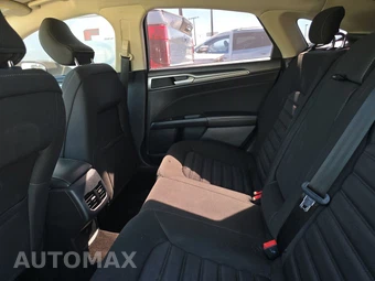 2018 Ford Fusion SE – miniatura 13
