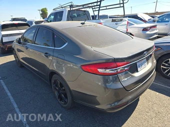 2018 Ford Fusion SE – miniatura 6