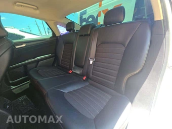 2018 Ford Fusion SE - miniatura 13