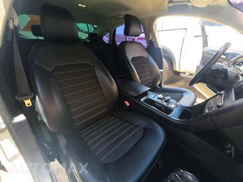2018 Ford Fusion SE - miniatura 18