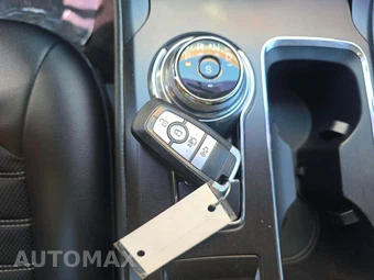 2018 Ford Fusion SE - miniatura 8