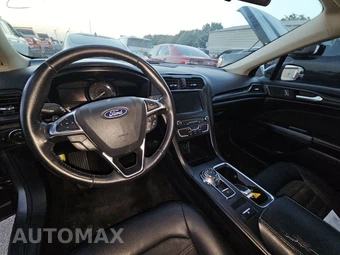 2018 Ford Fusion SE - miniatura 11
