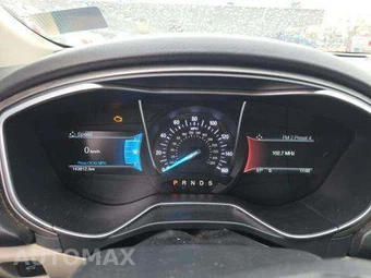 2018 Ford Fusion SE – miniatura 10