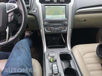 2018 Ford Fusion SE – miniatura 11