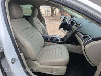 2018 Ford Fusion SE – miniatura 19