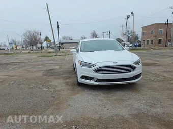 2018 Ford Fusion SE – miniatura 2