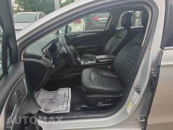 2018 Ford Fusion SE – miniatura 7