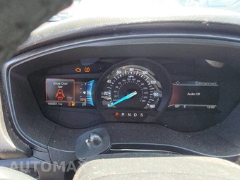 2018 Ford Fusion SE – miniatura 12