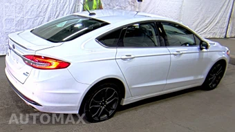2018 Ford Fusion SE – miniatura 4