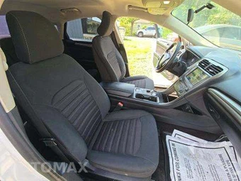 2018 Ford Fusion SE – miniatura 19