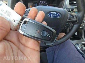 2018 Ford Fusion SE – miniatura 9