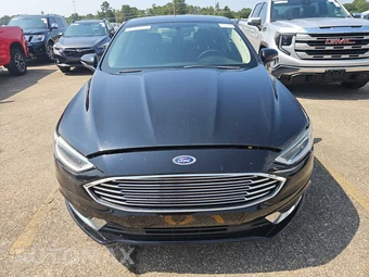 2018 Ford Fusion SE – miniatura 2