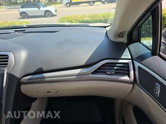 2018 Ford Fusion SE – miniatura 19