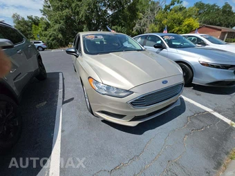2018 Ford Fusion SE – miniatura 4