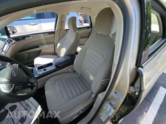 2018 Ford Fusion SE – miniatura 6