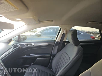2018 Ford Fusion SE - miniatura 18