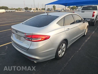 2018 Ford Fusion SE - miniatura 4