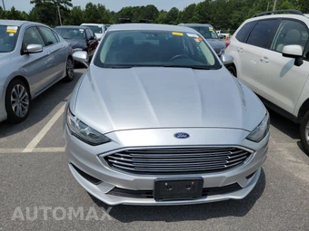 2018 Ford Fusion SE – miniatura 2