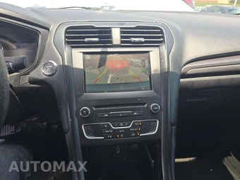 2018 Ford Fusion SE - miniatura 10
