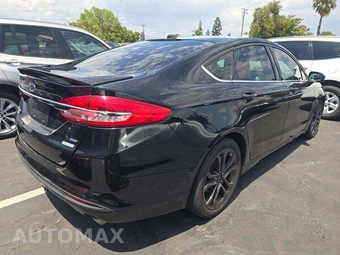 2018 Ford Fusion SE - miniatura 3