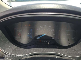 2018 Ford Fusion SE - miniatura 9