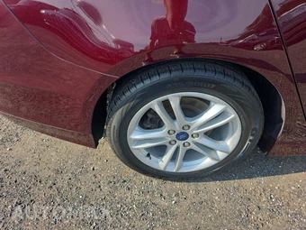 2018 Ford Fusion SE – miniatura 10