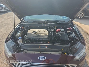 2018 Ford Fusion SE – miniatura 18