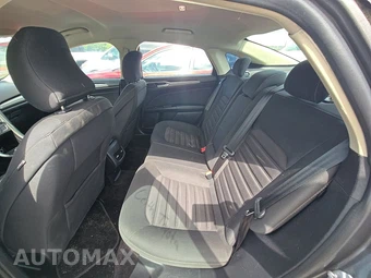 2018 Ford Fusion SE - miniatura 13