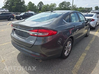 2018 Ford Fusion SE - miniatura 4