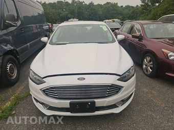 2018 Ford Fusion SE – miniatura 2