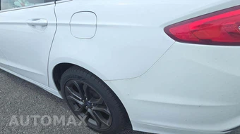2018 Ford Fusion SE – miniatura 22